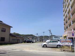 東郷駅前　駐車場